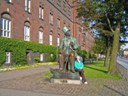Hans Christian Andersen statue (Pat)