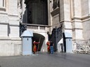 Swiss Guard, St. Peters Square 6-2